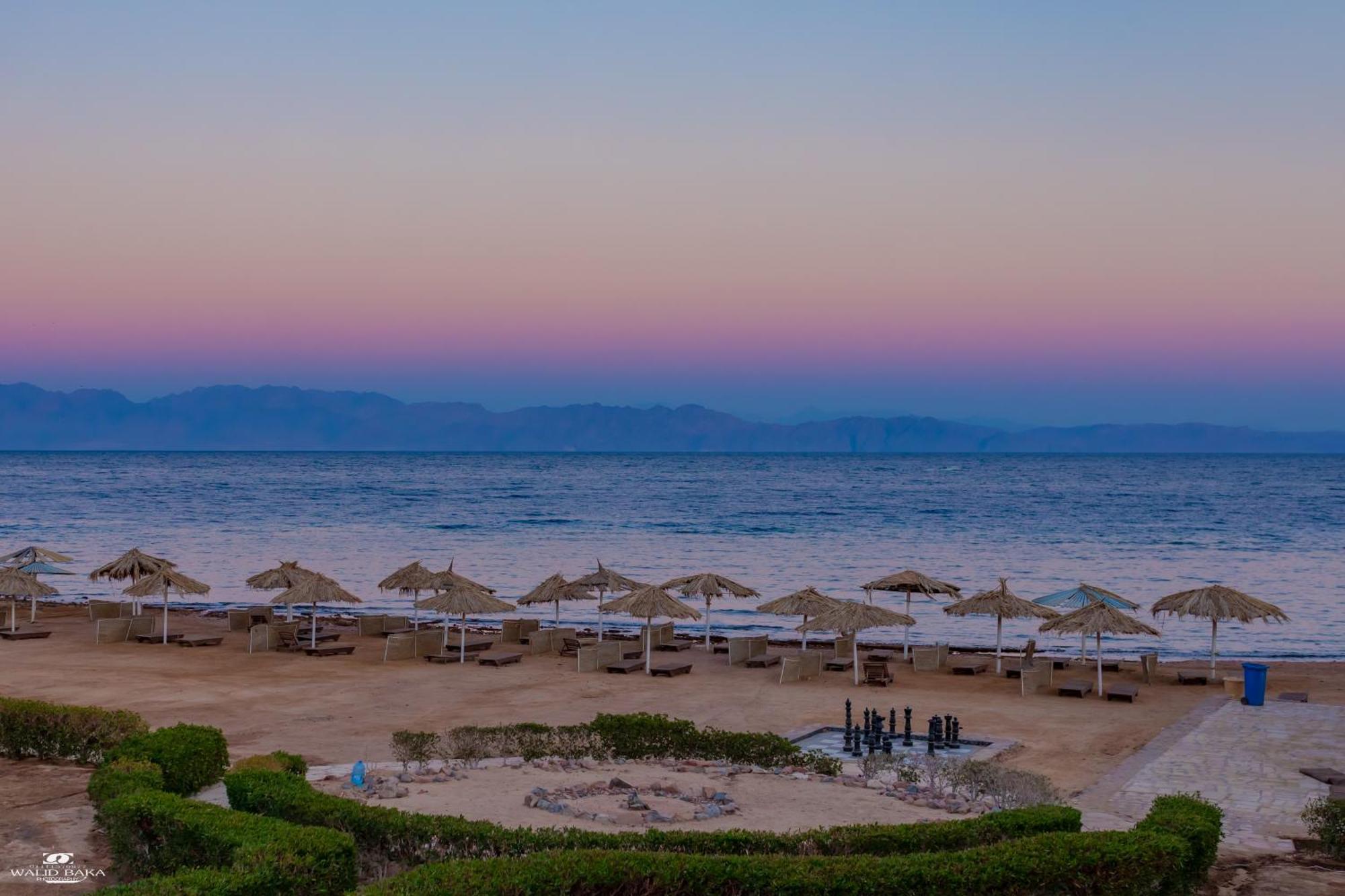 New Sea Sun Hotel Dahab Bagian luar foto